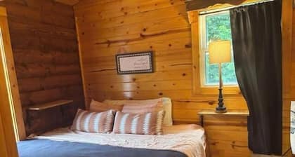 Sugar Maple Cabin, Otter Tail