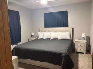 3 多间卧室、熨斗/熨衣板、WiFi、床单