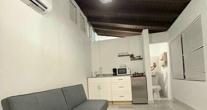 Tropical and Cozy Studio Near everything in Rio Piedras
