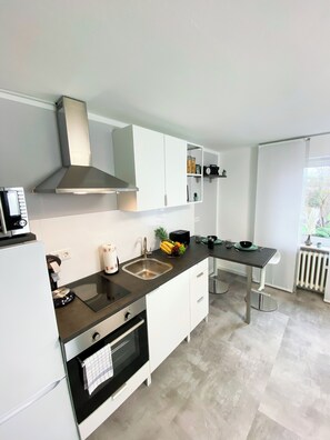 Mikrowelle, Ofen, Herdplatte