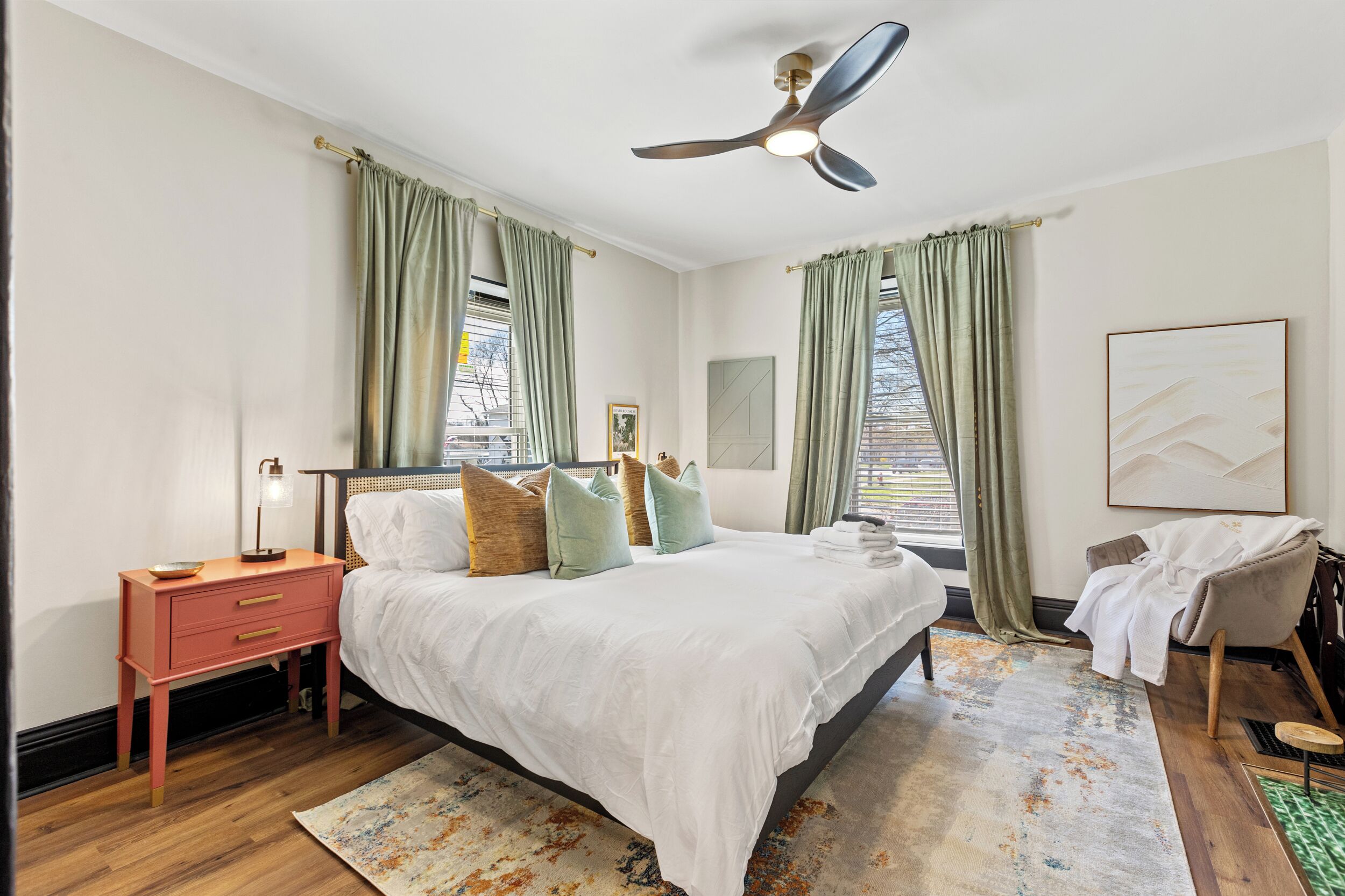 6 Schlafzimmer, Bügeleisen/Bügelbrett, Reisekinderbett, kostenloses WLAN