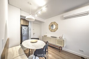 Basic Apartment | Dining - Functional Apartment in Itaim Bibi SP - Sat0012 (São Paulo)