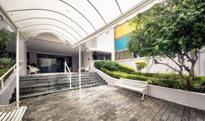 Basic Apartment | Terrace/patio - Functional Apartment in Itaim Bibi SP - Sat0012 (São Paulo)