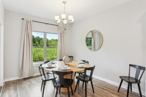 Dining - Hearth & Haven  4BR w/ Game Room + Fire Pit Walk to Foley Sports Complex (Foley)