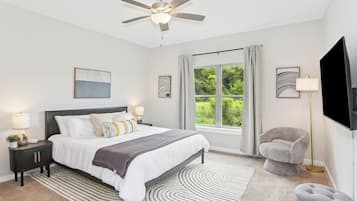 4 makuuhuonetta, silitysrauta/-lauta, internet, vuodevaatteet