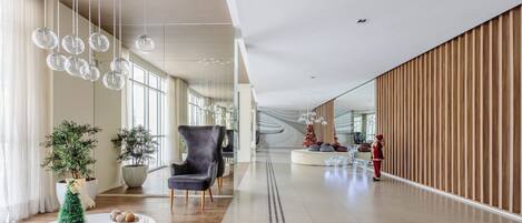 Basic Studio | Lobby