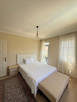 4 bedrooms, WiFi, bed sheets - Havuzlu Modern Daire (Muğla)