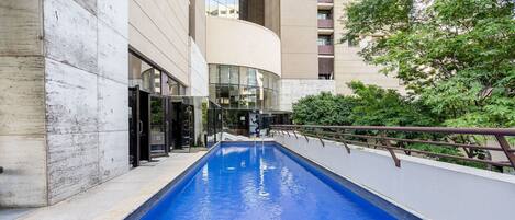 Perushuoneisto | Uima-allas | Ulkouima-allas