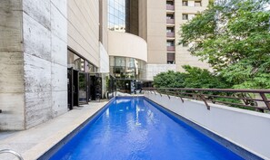 Basic Apartment | Pool