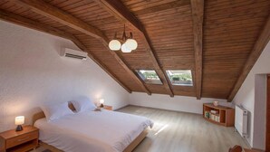 Room - Luxurious home in Porec (Porec)