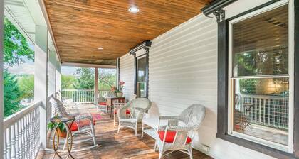 Ambassador Suite at Newaygo Bed & Breakfast