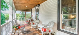 Blue Room at Newaygo Bed & Breakfast