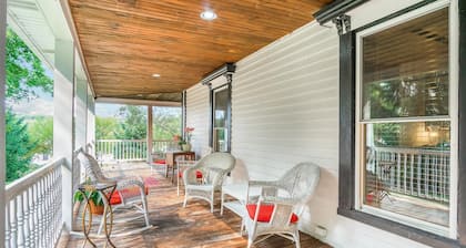 Gold Room at Newaygo Bed & Breakfast
