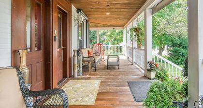 Gold Room at Newaygo Bed & Breakfast