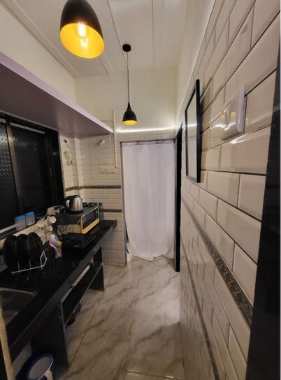 Amour Bandra: A Cozy Affair at Chapel Rd
