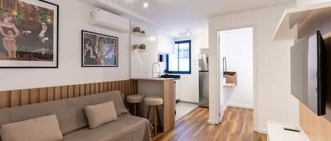 Basic-Apartment | Wohnbereich | Smart-TV