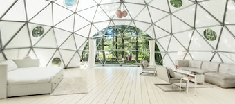 Outlier Inn Large Dome on Farm Upstate Catskills