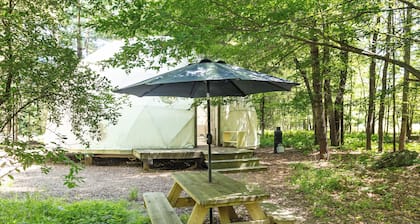 Outlier Inn Large Dome on Farm Upstate Catskills