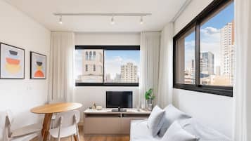 Smart TV 32 pulgadas con canales de televisión digitales