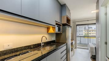 Basic Apartment | Private kitchen