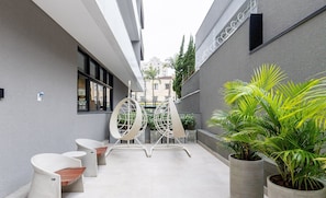 Terrace/patio - Beautiful and Functional Apartments in Curitiba - WSH (Curitiba)