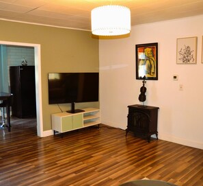House, Multiple Bedrooms, Accessible | Room amenity