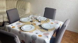 تناول الطعام