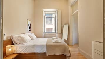 2 bedrooms