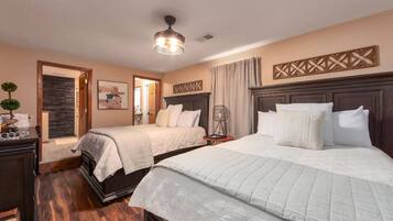 4 bedrooms, desk, iron/ironing board, free WiFi