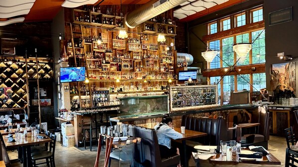 Bar (in der Unterkunft)