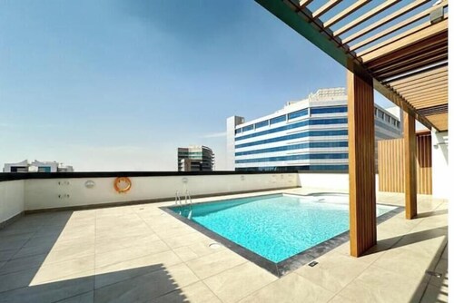 Elegant 1BR Apartment - Dubai Silicon Oasis Stay