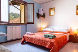 3 soverom, strykejern/-brett, wi-fi og sengetøy