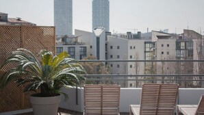 Unclassified image, 3 of 21, button - The Grand Oasis - Design 2 BR apt in Poble Nou (Barcelona)