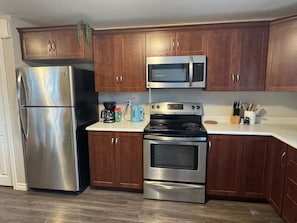 Microwave, oven, stovetop, dishwasher
