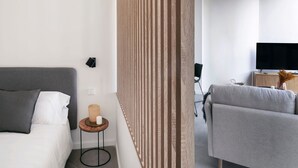 House | 1 bedroom, high-speed internet - The Bright Oasis - Design 1 BR Unit in Poble Nou (Barcelona)