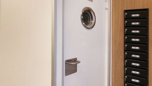 House | 1 bedroom, high-speed internet - The Bright Oasis - Design 1 BR Unit in Poble Nou (Barcelona)