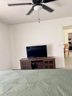 2 bedrooms, Internet, bed sheets