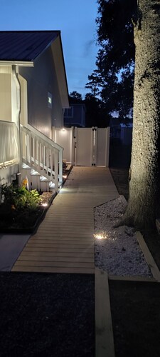 Descanso Oaks: Cozy Beach Retreat 4BR Home with Private Pool