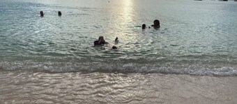 Antilles Vacation Home 2 min away from Simpson Bay Beach