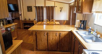 Remodeled Cottage 4 at the King Creek Lodge and Marina