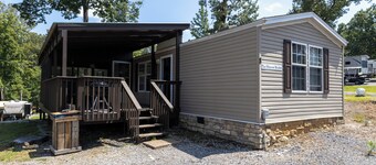 New Cottage 8 at the King Creek Lodge and Marina