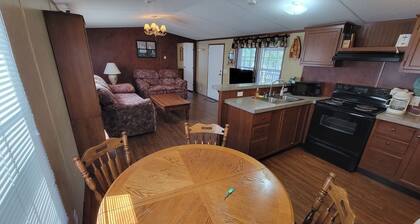 New Cottage 8 at the King Creek Lodge and Marina