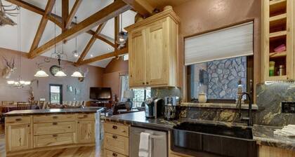 Luxury 7‑Bed Forest Lodge • 4.5 Acre Private Estate • Fireplaces & Views