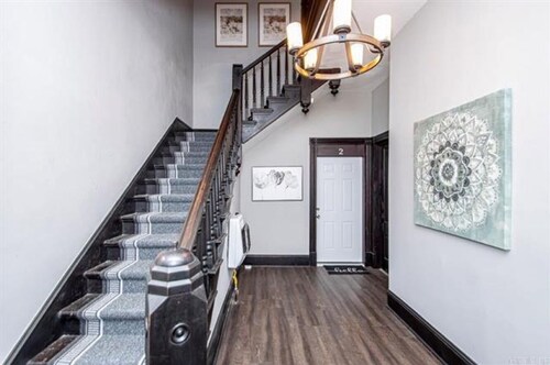 Not far from "Villa Mare" Located in the Historic Quapaw Quarter.
