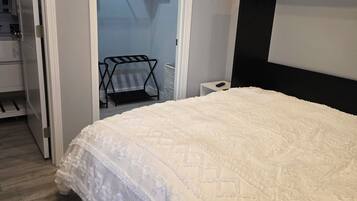 2 chambres, bureau, fer et planche à repasser, Wi-Fi gratuit