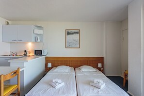 Bed sheets - Studio Helder, vue mer - Welkeys (Biarritz)