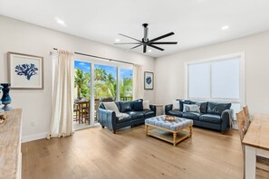 Smart TV - Two Stunning Townhomes in Indialantic — Perfect for Groups or Big Families! (Indialantic)