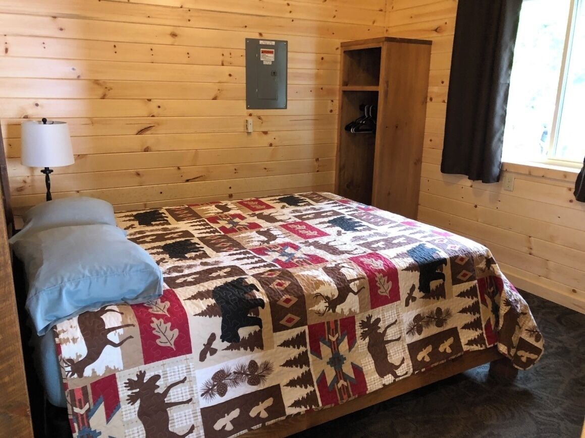 2 多间卧室、WiFi、床单