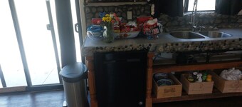 Custom home 2-bedroom house
Rancho Cucamonga