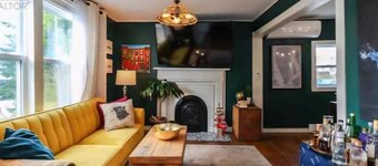 Central/Dog Friendly/Parking/AC